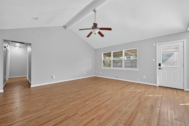 5834 Fallengate Drive, Spring, TX 77373