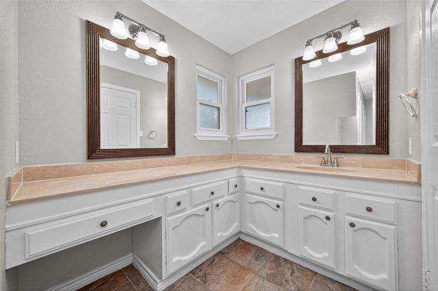 5834 Fallengate Drive, Spring, TX 77373