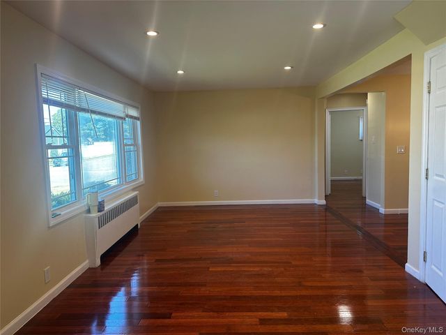 278 N 4th Street, Bethpage, NY 11714