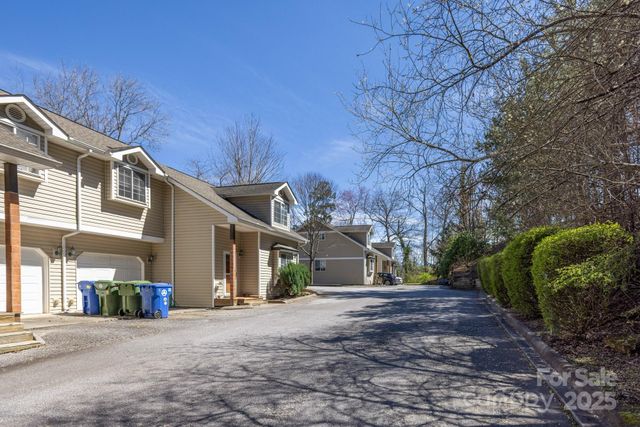 445 Sand Hill Road 1-6, Asheville, NC 28806