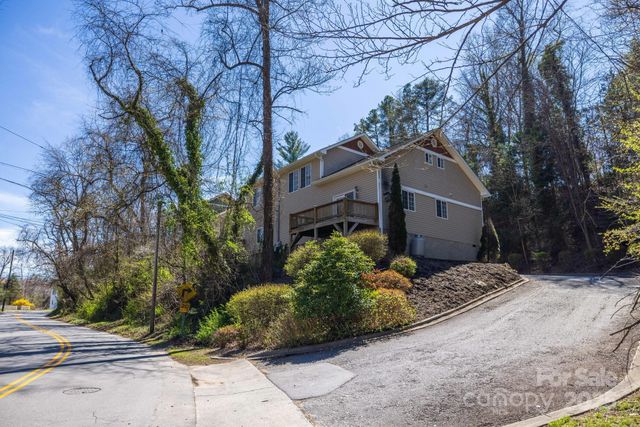 445 Sand Hill Road 1-6, Asheville, NC 28806