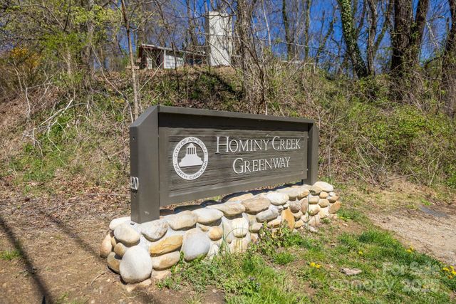 445 Sand Hill Road 1-6, Asheville, NC 28806