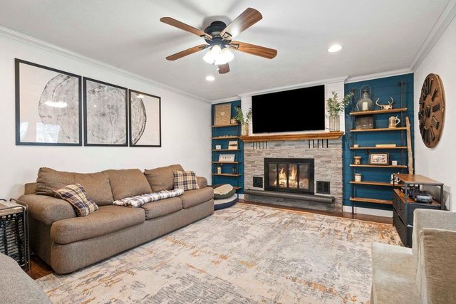 6258 Fox Run, Deforest, WI 53532