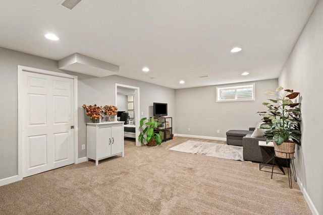 6258 Fox Run, Deforest, WI 53532