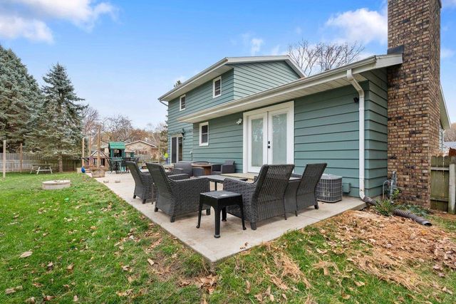 6258 Fox Run, Deforest, WI 53532