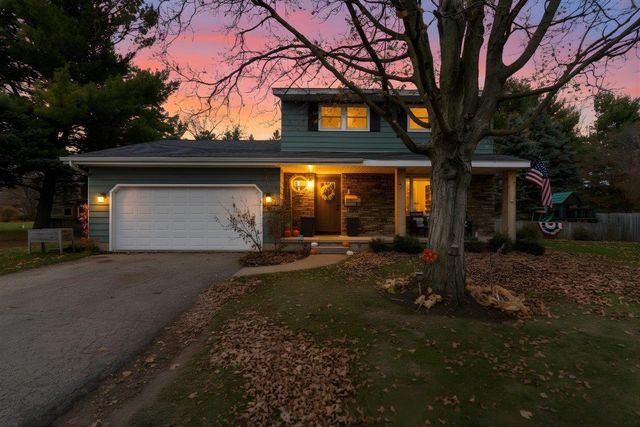 6258 Fox Run, Deforest, WI 53532