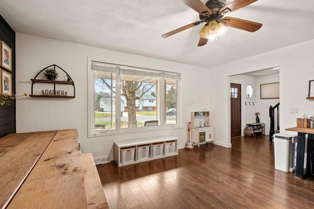 6258 Fox Run, Deforest, WI 53532