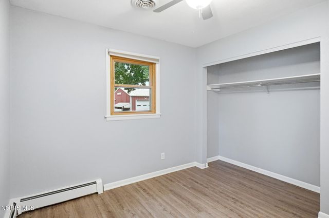 8308 Hawthorne Street, Neapolis, OH 43547