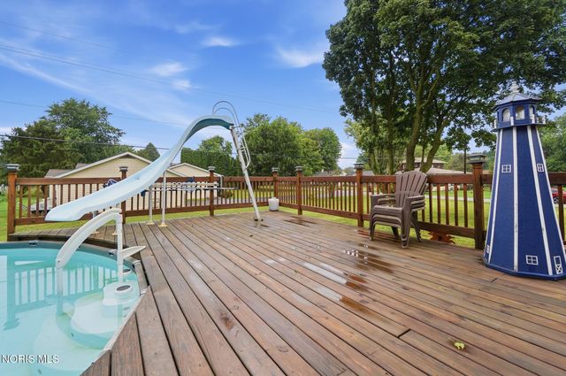 8308 Hawthorne Street, Neapolis, OH 43547