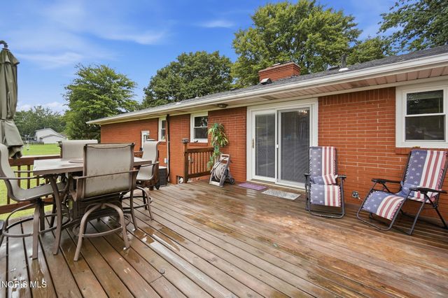 8308 Hawthorne Street, Neapolis, OH 43547