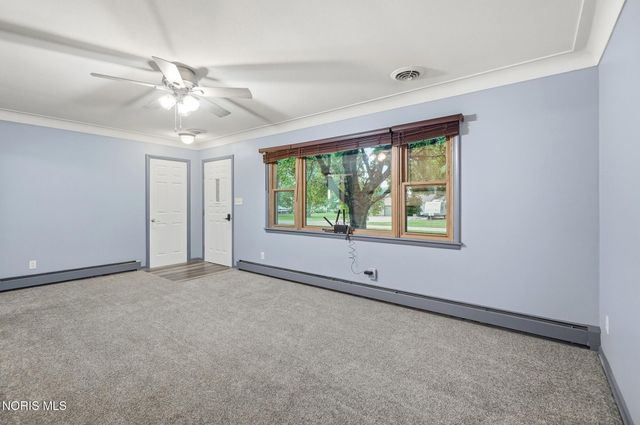 8308 Hawthorne Street, Neapolis, OH 43547