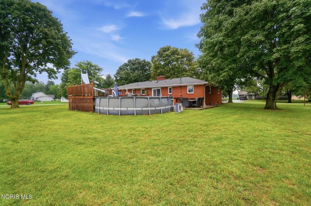 8308 Hawthorne Street, Neapolis, OH 43547