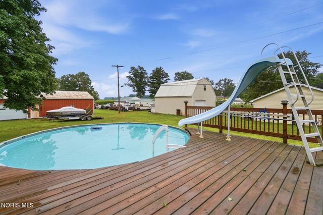 8308 Hawthorne Street, Neapolis, OH 43547