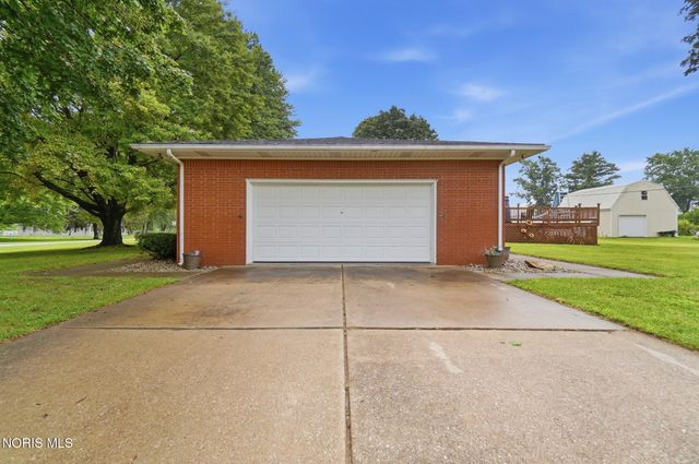 8308 Hawthorne Street, Neapolis, OH 43547