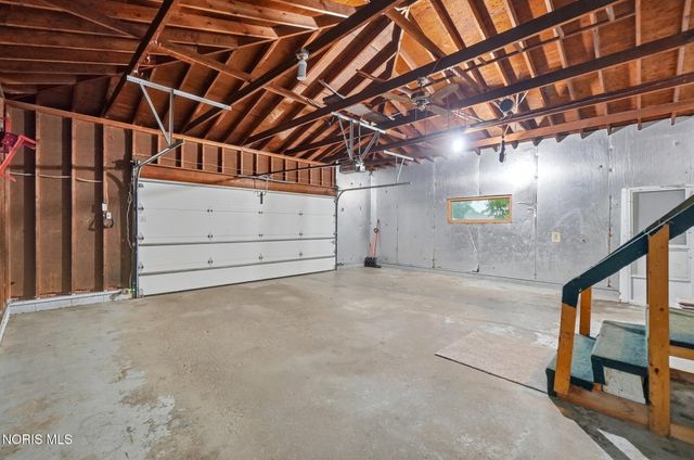 8308 Hawthorne Street, Neapolis, OH 43547