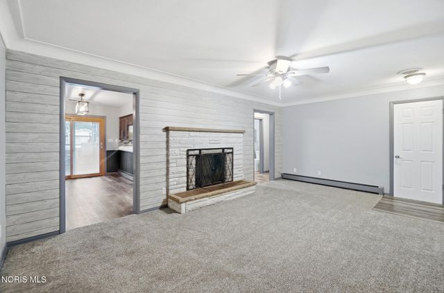 8308 Hawthorne Street, Neapolis, OH 43547