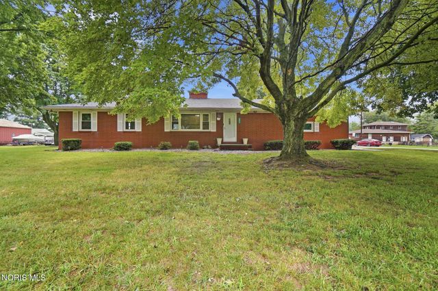 8308 Hawthorne Street, Neapolis, OH 43547