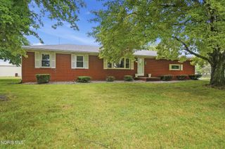 8308 Hawthorne Street, Neapolis, OH 43547