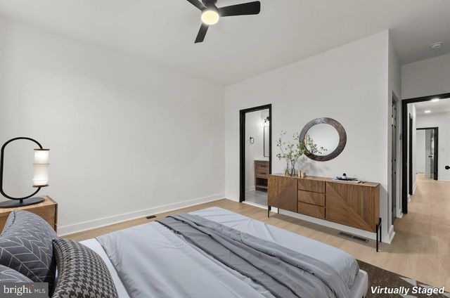 2117 CLIFTON AVE, Baltimore, MD 21217