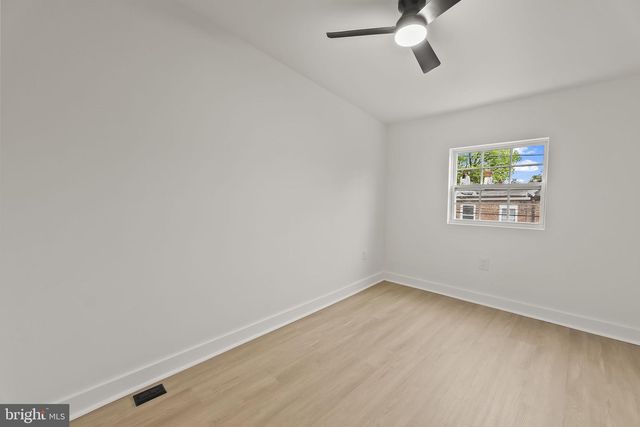 2117 CLIFTON AVE, Baltimore, MD 21217
