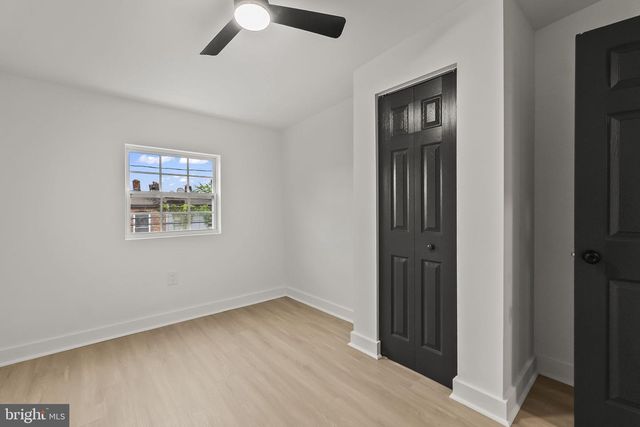 2117 CLIFTON AVE, Baltimore, MD 21217