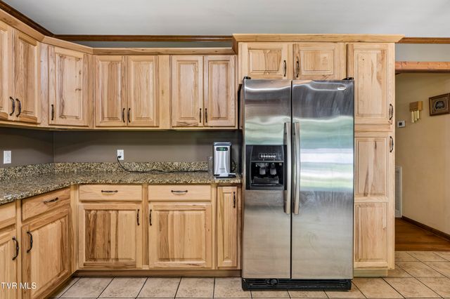 1690 Pleasant Grove Road, Bluff City, TN 37618