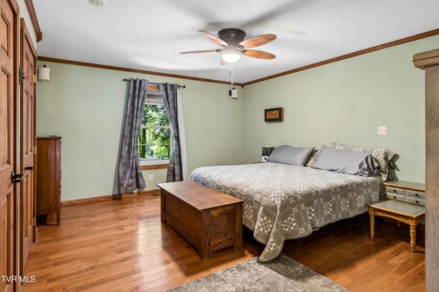 1690 Pleasant Grove Road, Bluff City, TN 37618