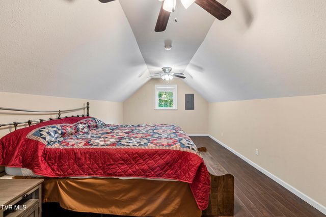 1690 Pleasant Grove Road, Bluff City, TN 37618