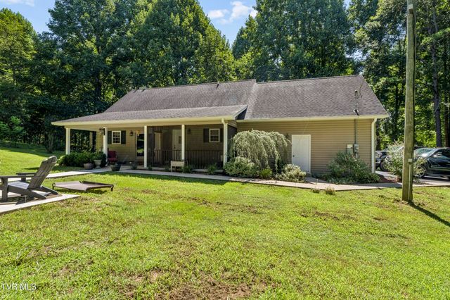 1690 Pleasant Grove Road, Bluff City, TN 37618