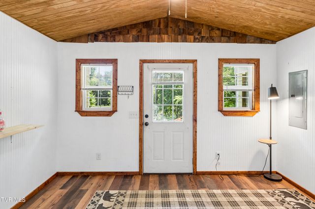 1690 Pleasant Grove Road, Bluff City, TN 37618