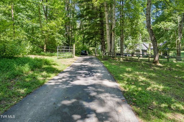 1690 Pleasant Grove Road, Bluff City, TN 37618