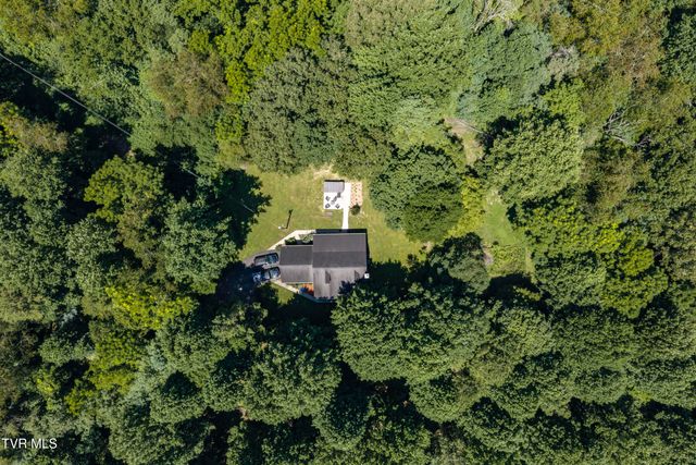 1690 Pleasant Grove Road, Bluff City, TN 37618