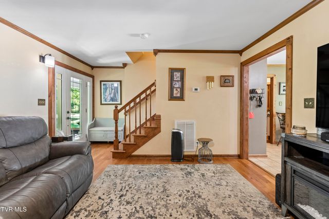 1690 Pleasant Grove Road, Bluff City, TN 37618