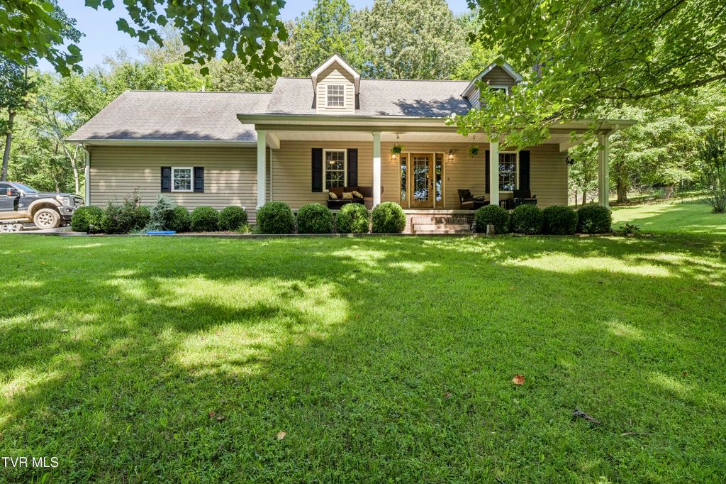 1690 Pleasant Grove Road, Bluff City, TN 37618