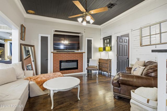 231 Iseringhausen Road, Church Point, LA 70525