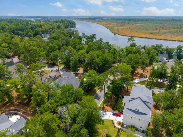 3627 White Cliffs Drive, Castle Hayne, NC 28429