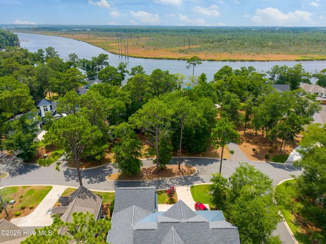 3627 White Cliffs Drive, Castle Hayne, NC 28429