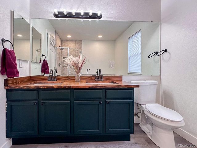 19931 E 59th Drive, Aurora, CO 80019