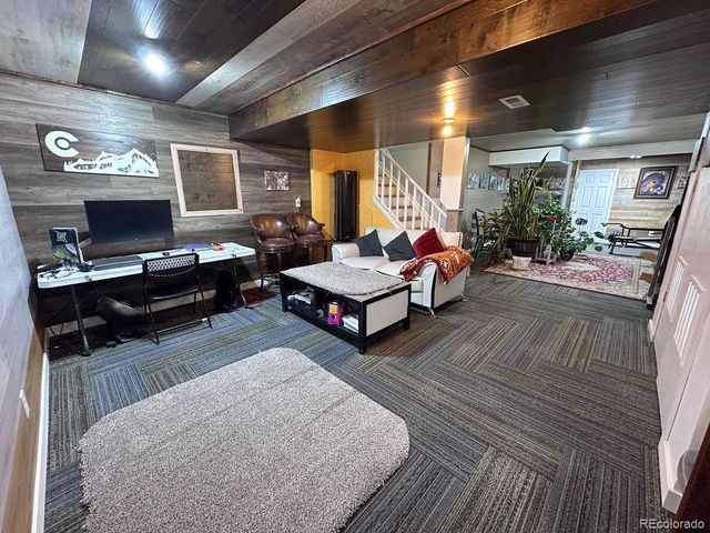 19931 E 59th Drive, Aurora, CO 80019