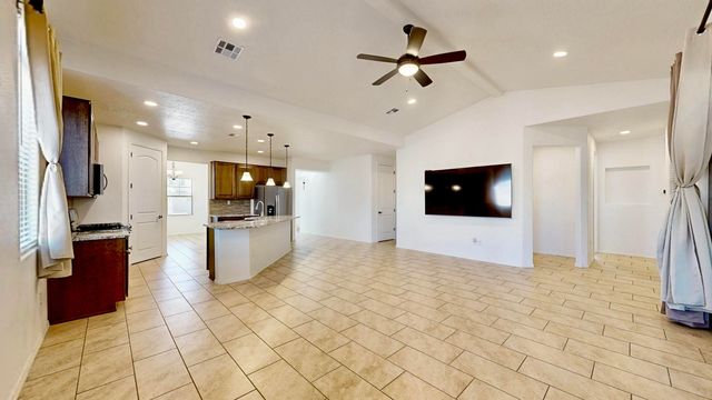 2609 Stryker Road SE, Albuquerque, NM 87106