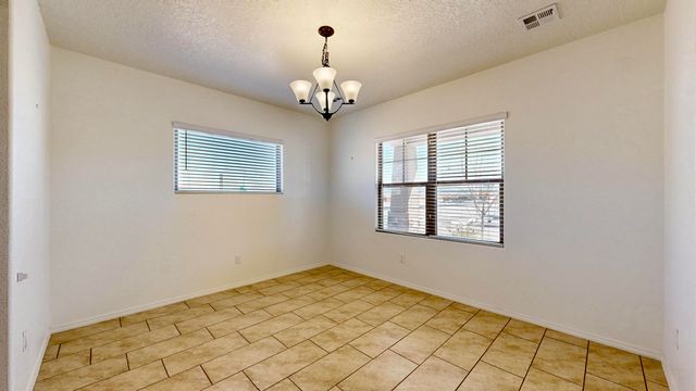 2609 Stryker Road SE, Albuquerque, NM 87106