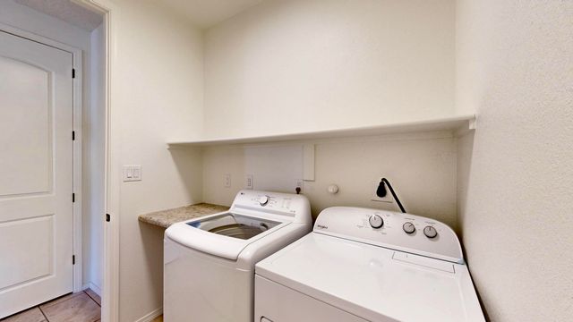 2609 Stryker Road SE, Albuquerque, NM 87106