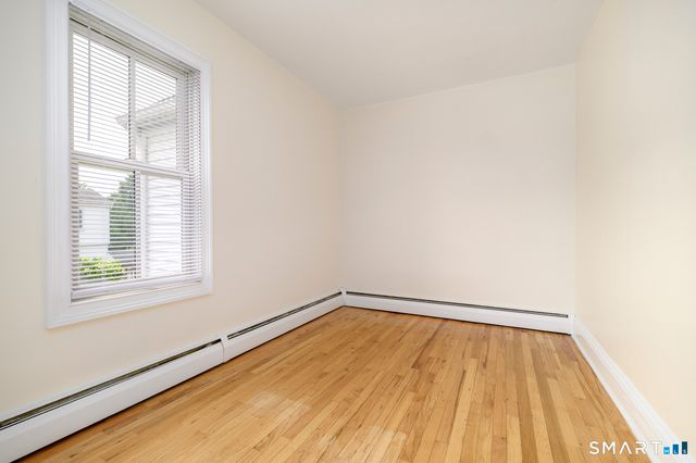 18 Elm Tree Place 2nd floor, Stamford, CT 06906