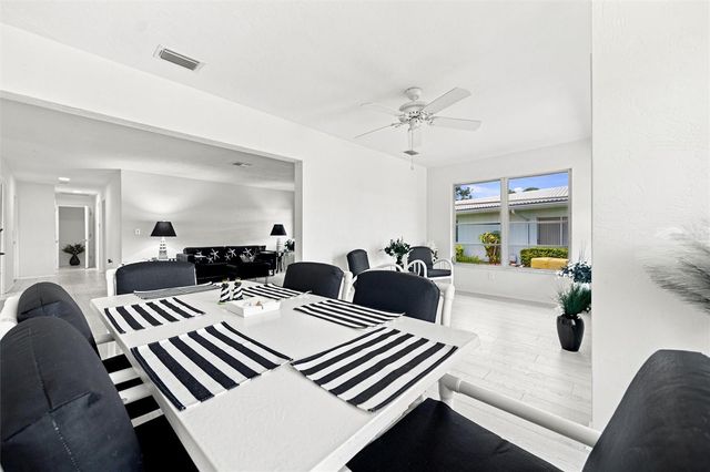3626 MEDFORD LANE 1537, Sarasota, FL 34232