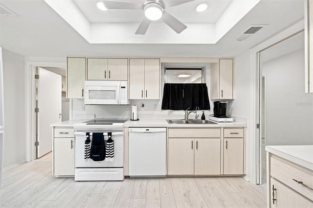 3626 MEDFORD LANE 1537, Sarasota, FL 34232
