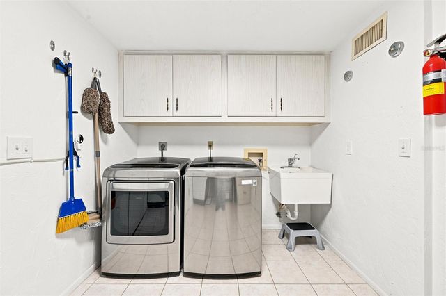 3626 MEDFORD LANE 1537, Sarasota, FL 34232