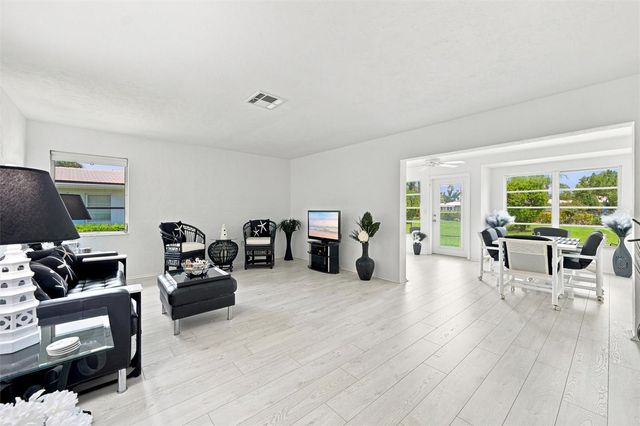 3626 MEDFORD LANE 1537, Sarasota, FL 34232