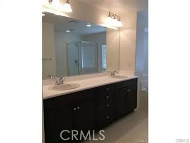 7076 Luminaire Court, Eastvale, CA 92880