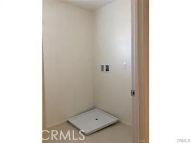 7076 Luminaire Court, Eastvale, CA 92880