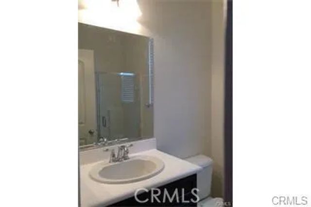 7076 Luminaire Court, Eastvale, CA 92880